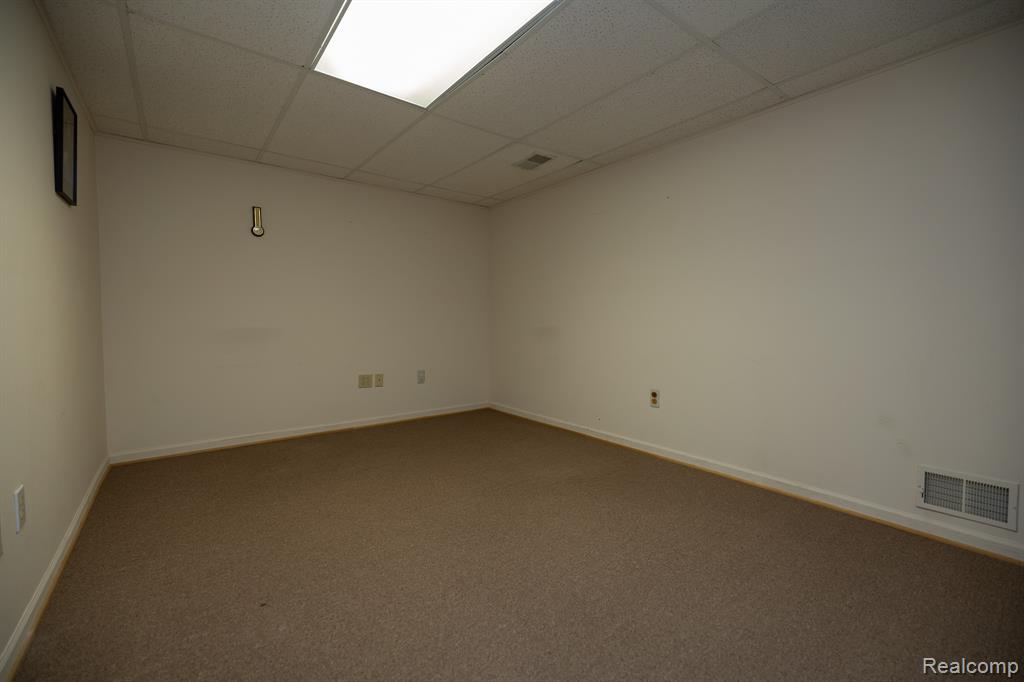 6926 Alden Drive, West Bloomfield, MI 48324 — Photo 39