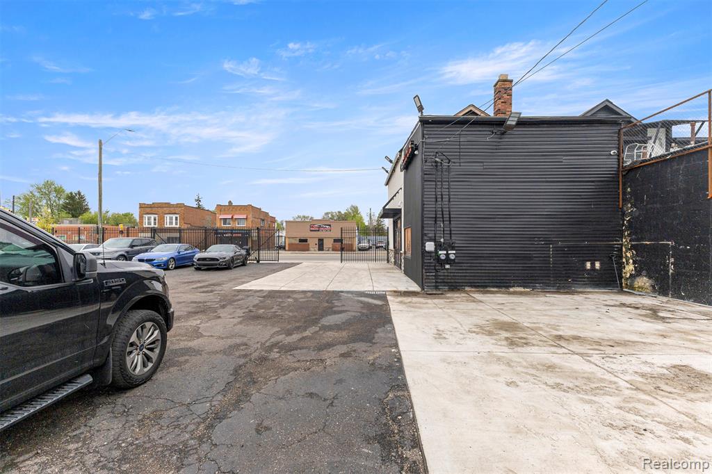19420 W Warren Avenue, Detroit, MI 48228 — Photo 18