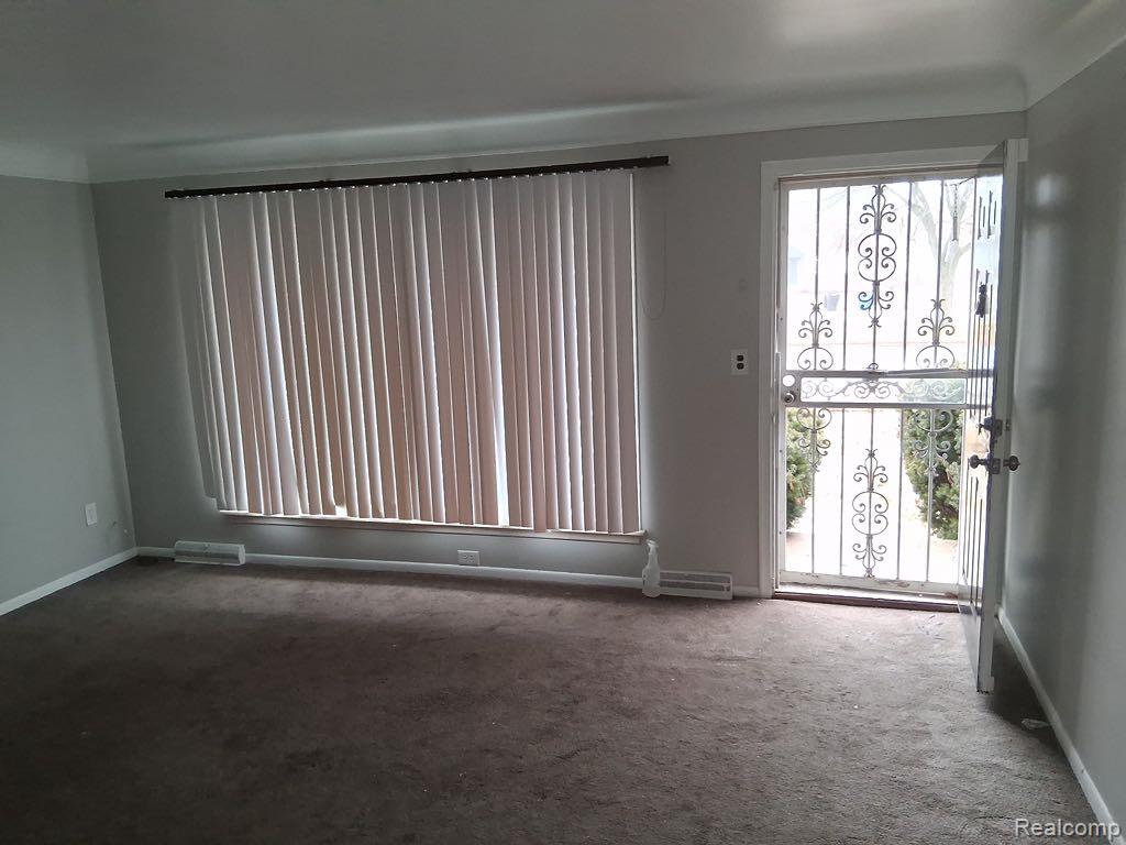 8791 E Outer Drive, Detroit, MI 48213 — Photo 4