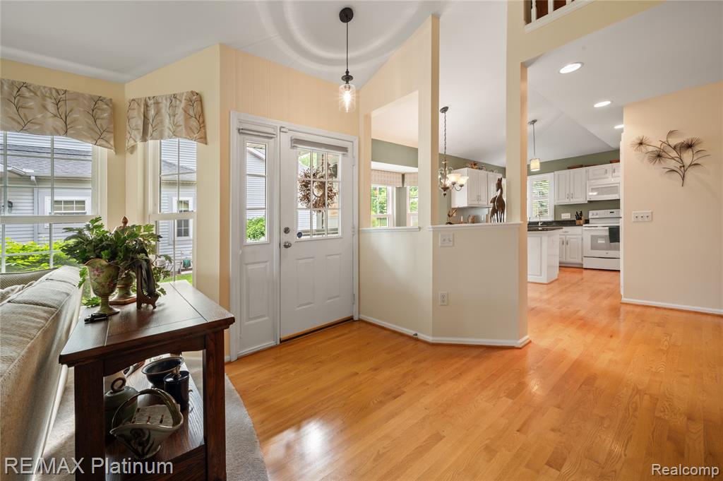 2336 Swans Cove, 7, Fenton, MI 48430 — Photo 8