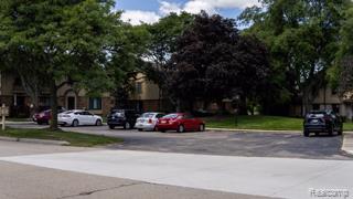 41574 BEDFORD Drive, Canton, MI 48187 — Photo 22