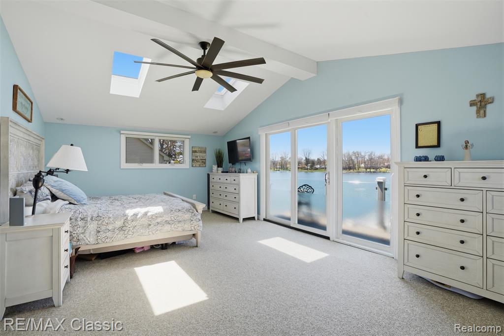 547 Deer Run, White Lake, MI — Photo 28