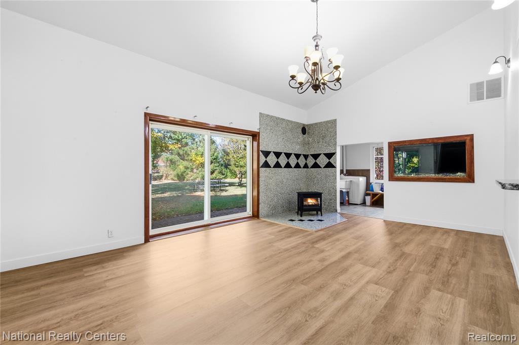 793 Hartland Avenue, Troy, MI 48083 — Photo 21