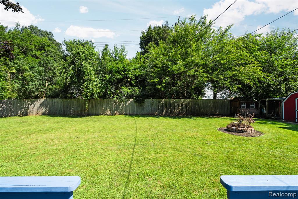 971 Tierney, Highland, MI 48356 — Photo 33