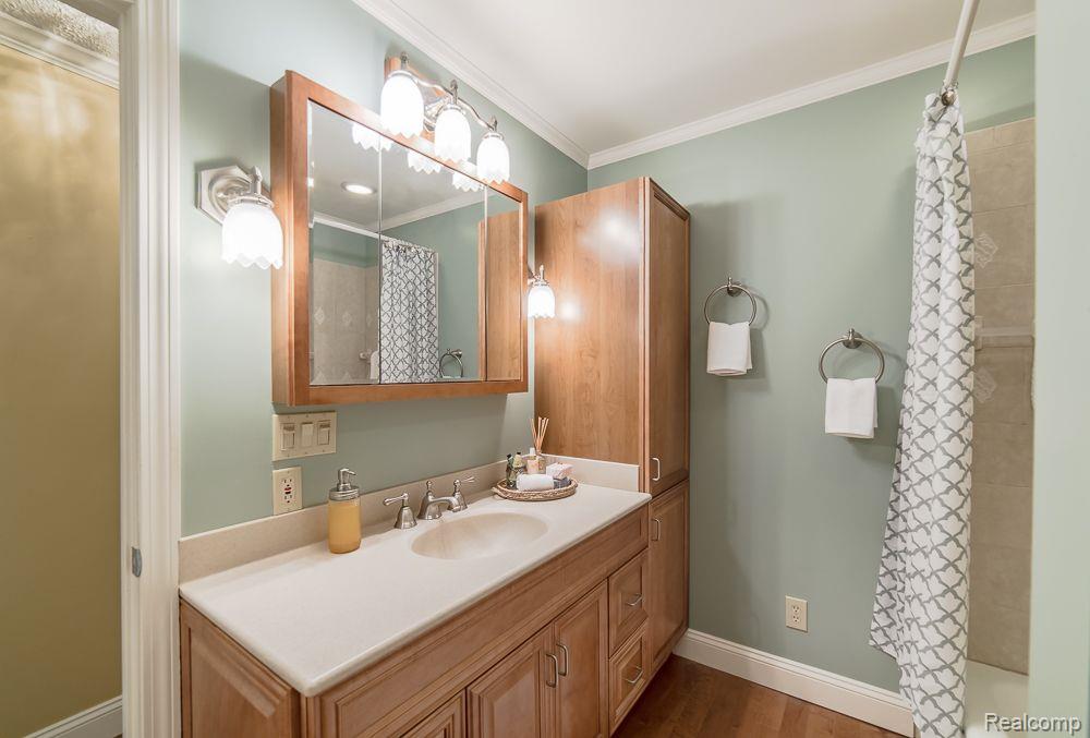 3648 WOODLAND Drive, Metamora, MI 48455 — Photo 36