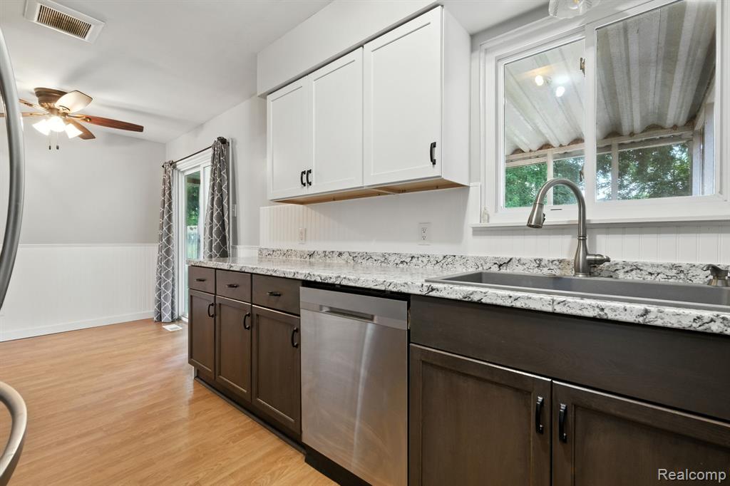 509 S Manfred Street, Durand, MI 48429 — Photo 11