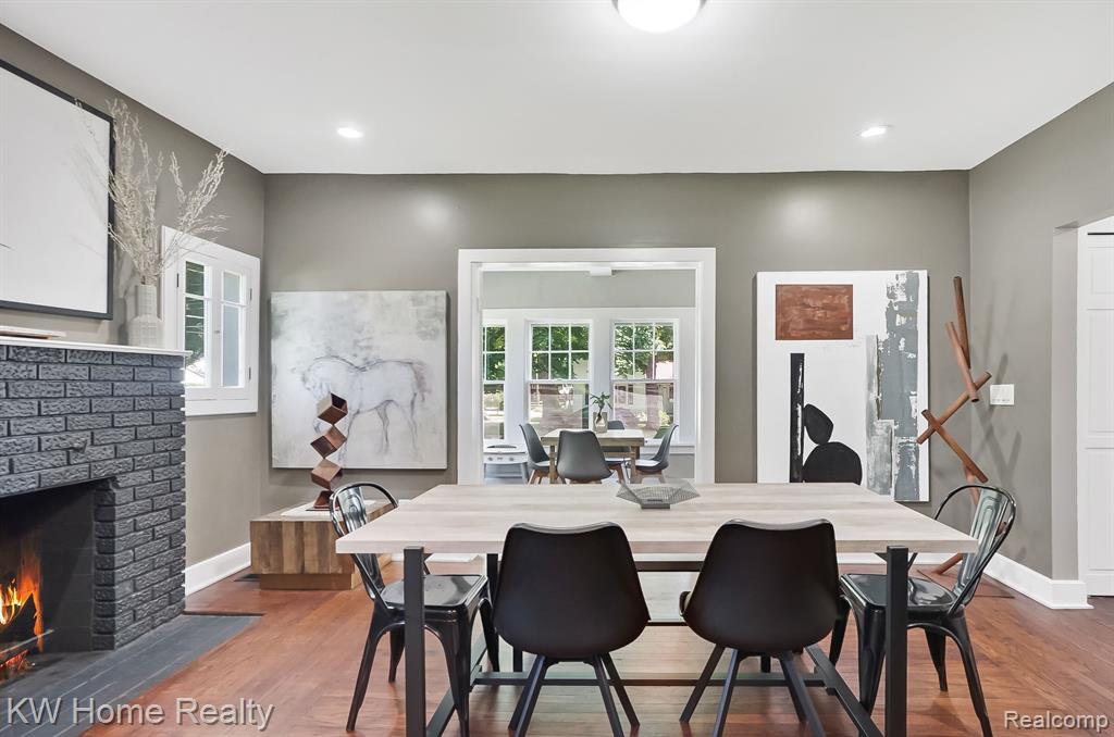 207 E SHERMAN Street, Holly, MI 48442 — Photo 5
