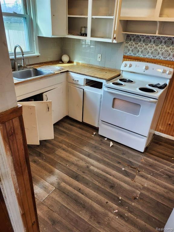 7129 BERWYN Street, Dearborn Heights, MI 48127 — Photo 3