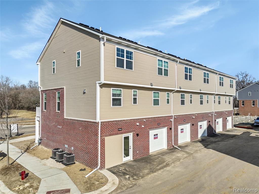 30017 Center Street, 015, New Hudson, MI 48165 — Photo 22