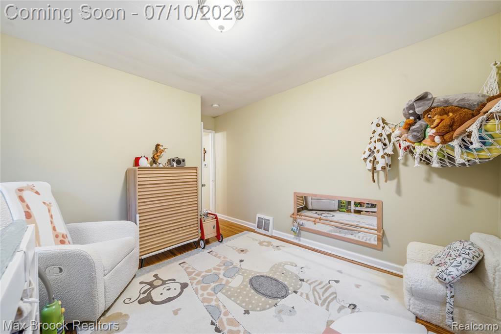 2370 Mortenson Boulevard, Berkley, MI 48072 — Photo 10