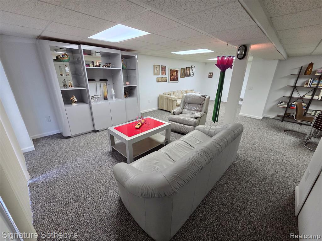5274 Simpson Lake Road, West Bloomfield, MI 48323 — Photo 32