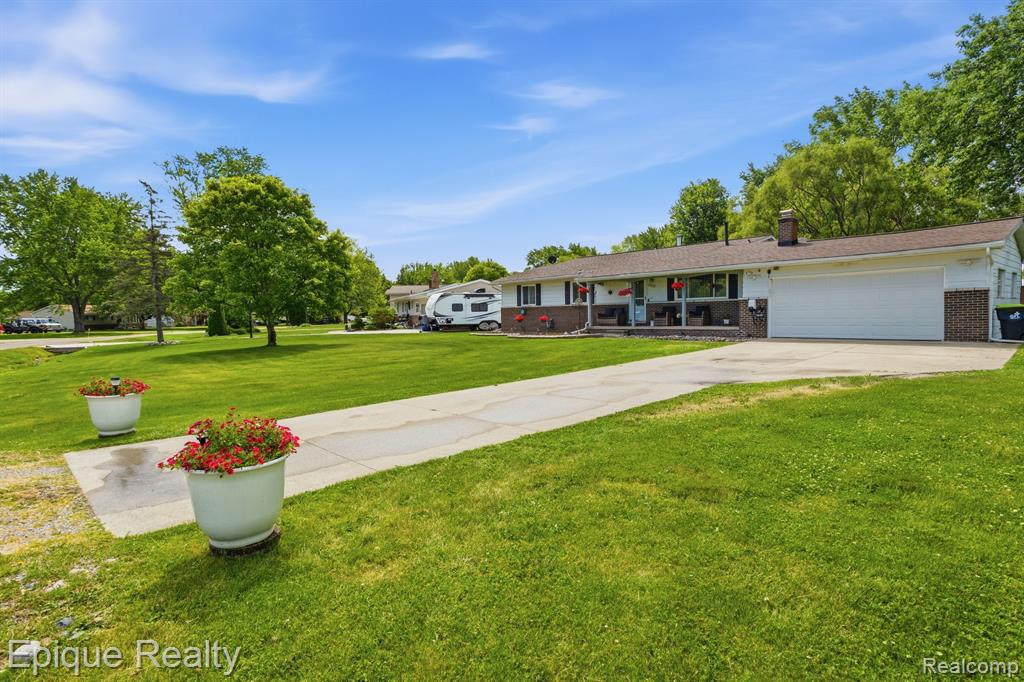 48132 Pheasant Street, New Baltimore, MI 48047 — Photo 3