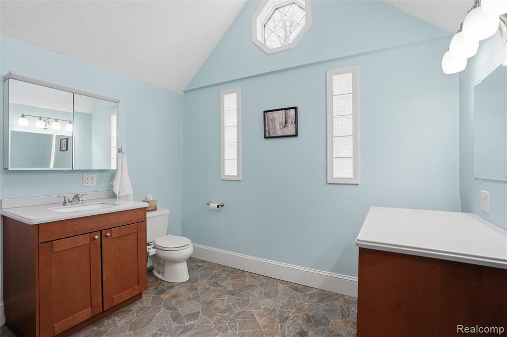 9669 Hadley Road, Clarkston, MI 48348 — Photo 33