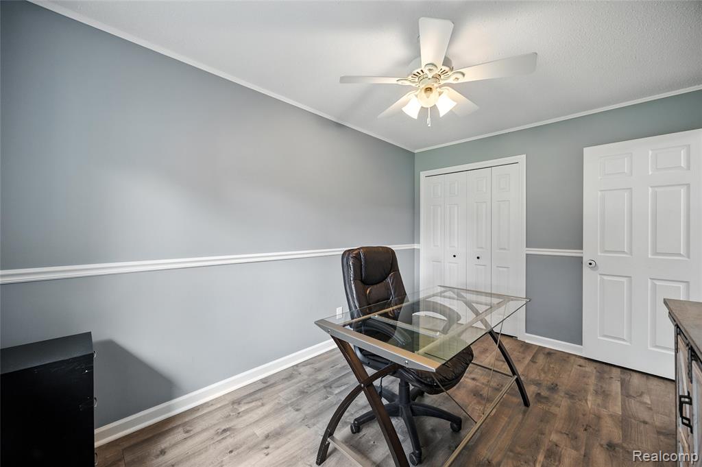 66100 Romeo Plank Road, Ray, MI — Photo 20