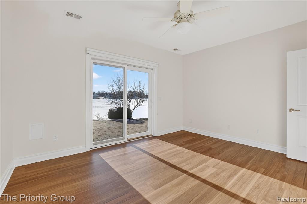 11467 Bay Shore Drive, Fenton, MI, 48430