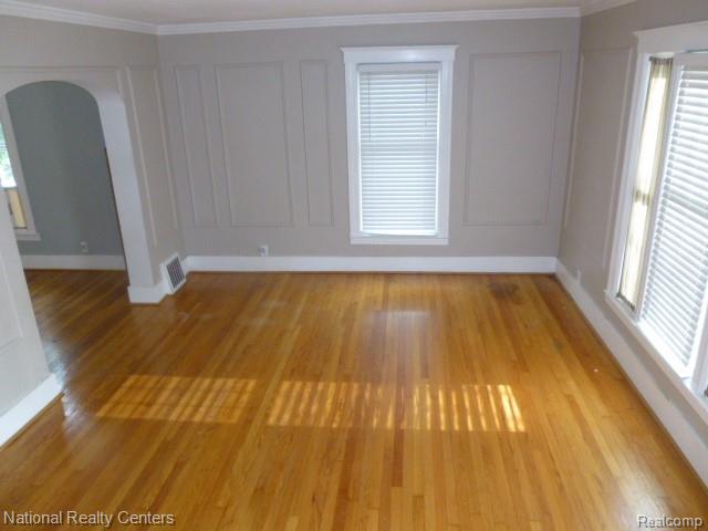 630 W University Drive, Rochester, MI 48307 — Photo 10