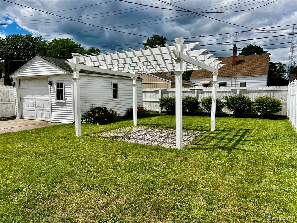 740 W Shevlin Avenue, Hazel Park, MI 48030 — Photo 20
