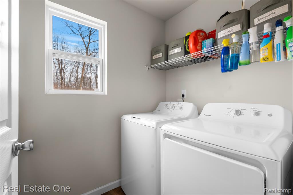 2273 Apple Tree Drive, Burton, MI 48519 — Photo 14