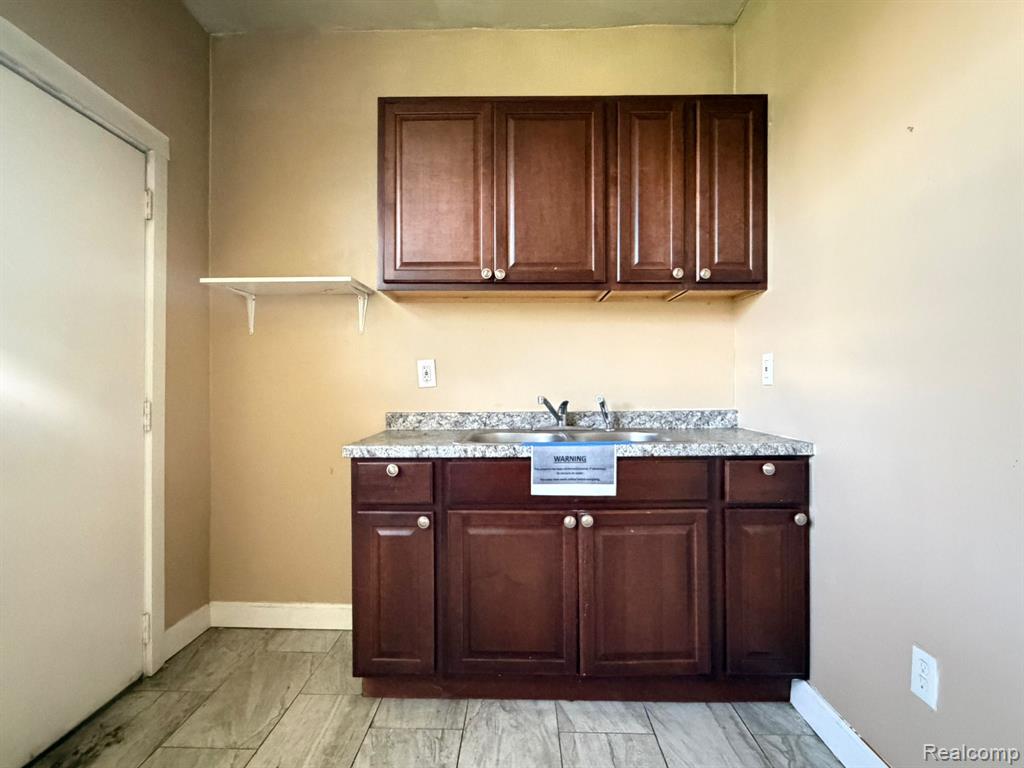 9628 PETOSKEY Avenue, Detroit, MI 48204 — Photo 5