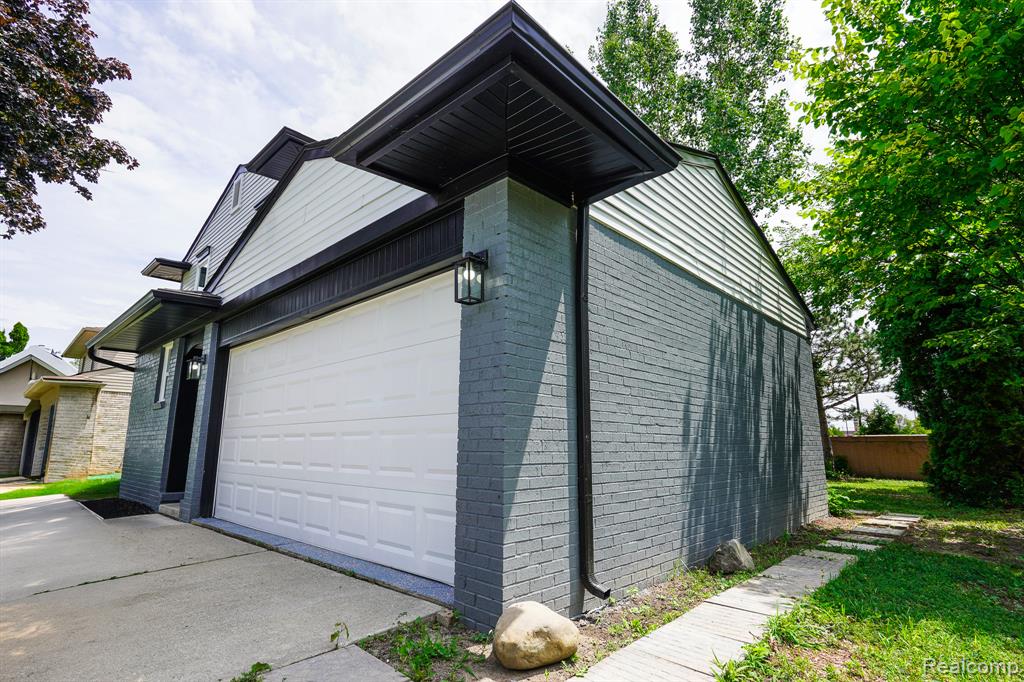 45293 Heatherwoode Lane, Macomb, MI 48044 — Photo 3