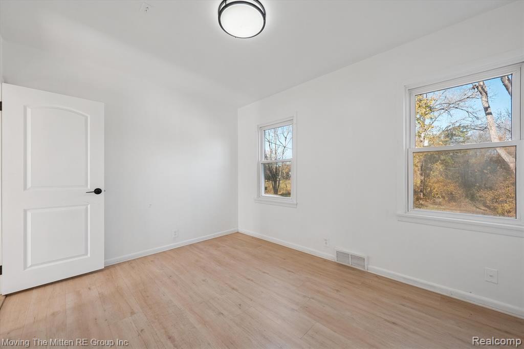 41190 Savage Road, Van Buren, MI 48111 — Photo 26