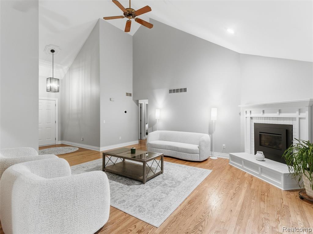 4495 Maybee Road, Lake Orion, MI — Photo 15