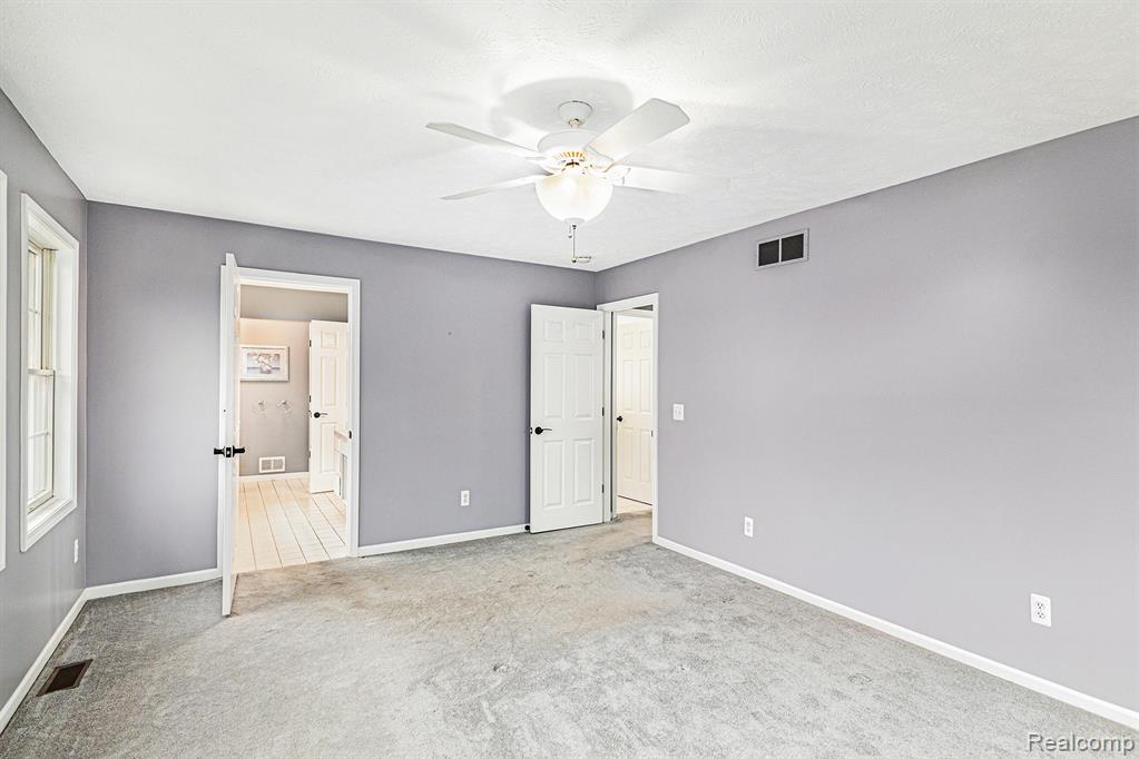 4850 Hogback Road, Fowlerville, MI 48836 — Photo 15