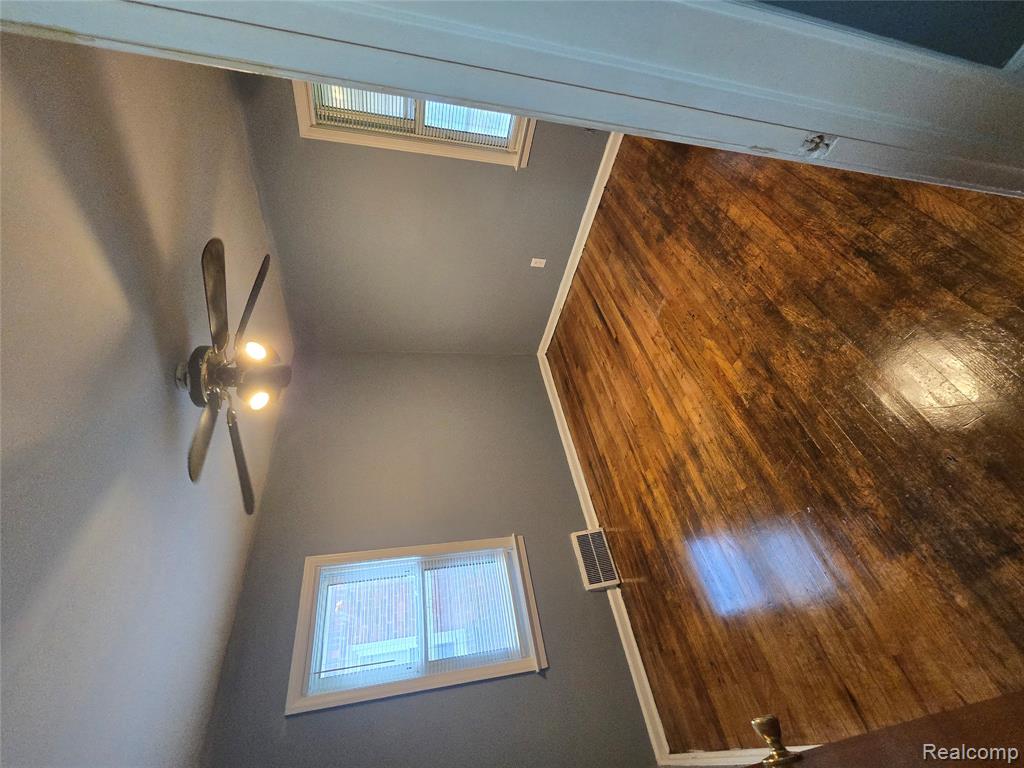 7683 Greenview Avenue, Detroit, MI 48228 — Photo 18