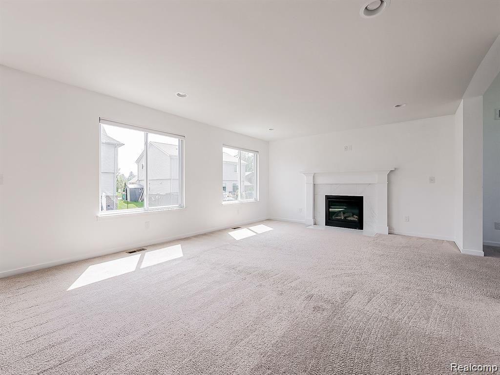 55941 WORLINGTON Lane, South Lyon, MI 48178 — Photo 4