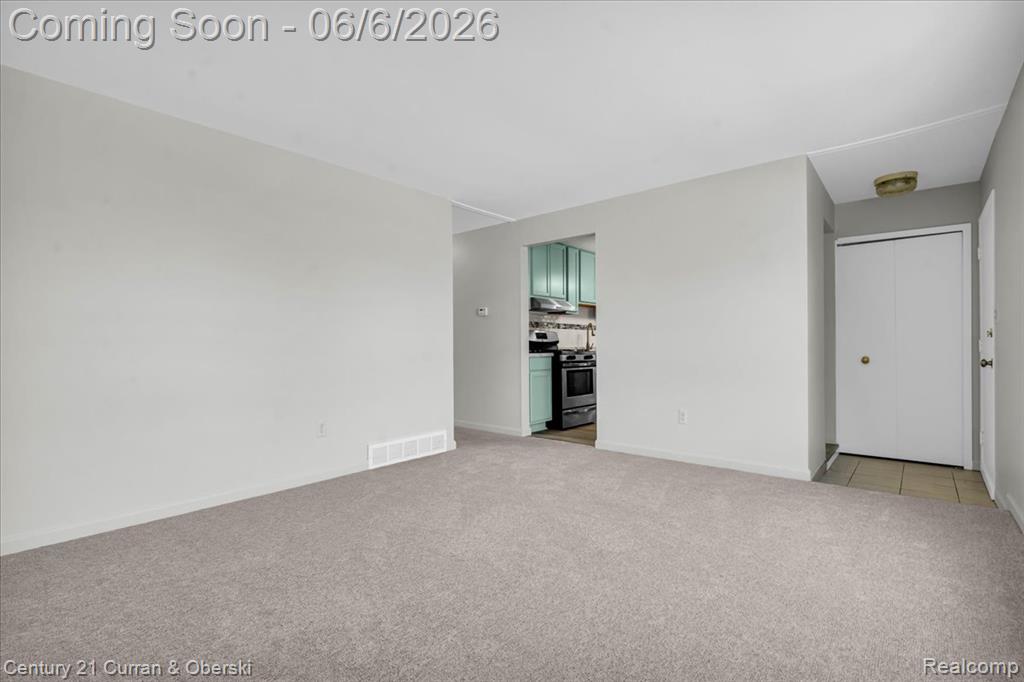 9426 Chamberlain Street, Romulus, MI 48174 — Photo 5