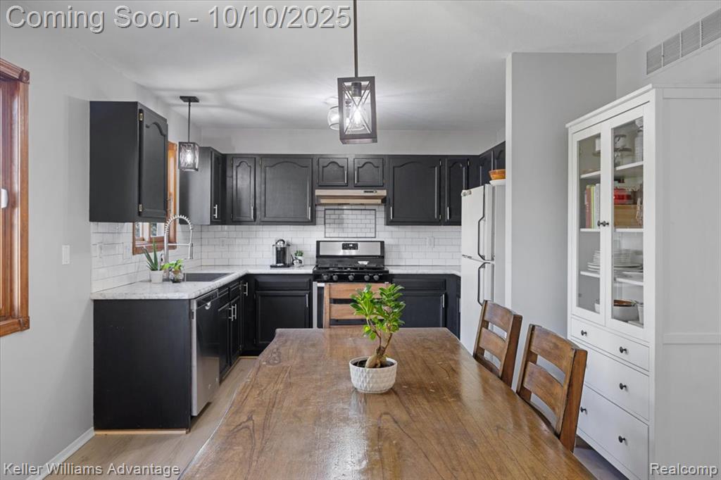 631 Tyler Lane, Canton, MI 48188 — Photo 9
