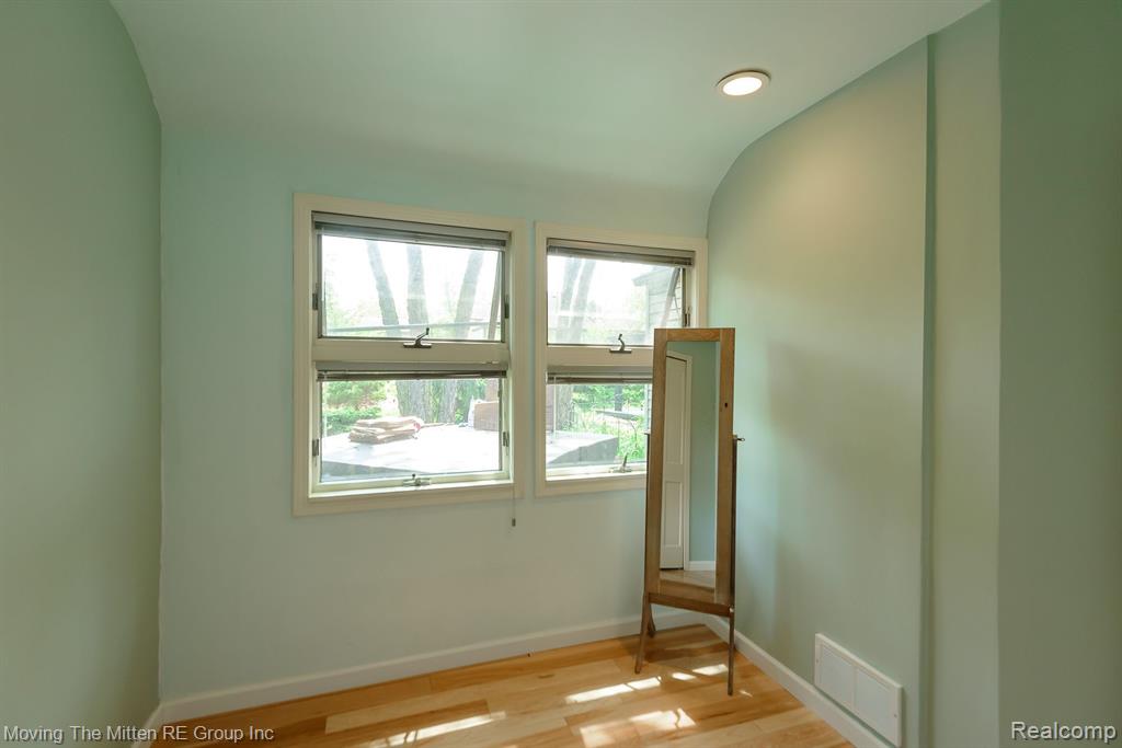 3090 EDGEWOOD Drive, Ann Arbor, MI 48104 — Photo 21
