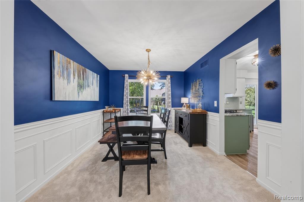 451 Lansdowne Drive, Westland, MI — Photo 9