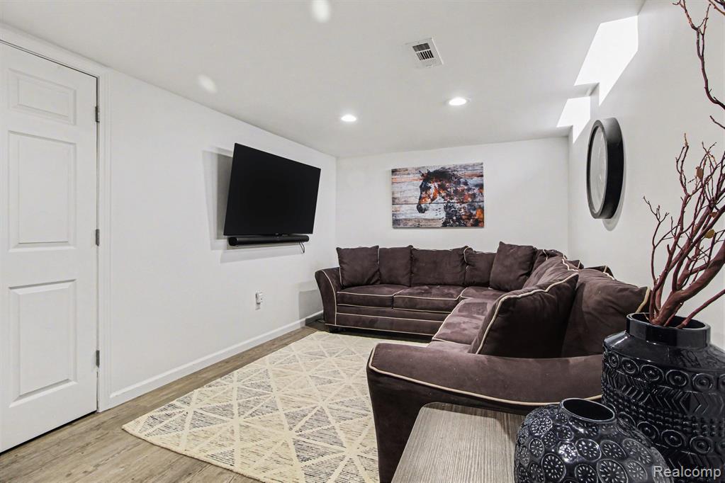 41329 Lagoon Court, Northville, MI 48167 — Photo 13
