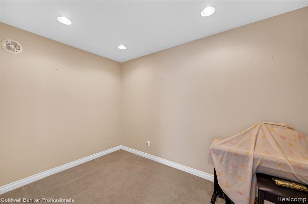 4090 N Fordney Road, Hemlock, MI 48626 — Photo 37