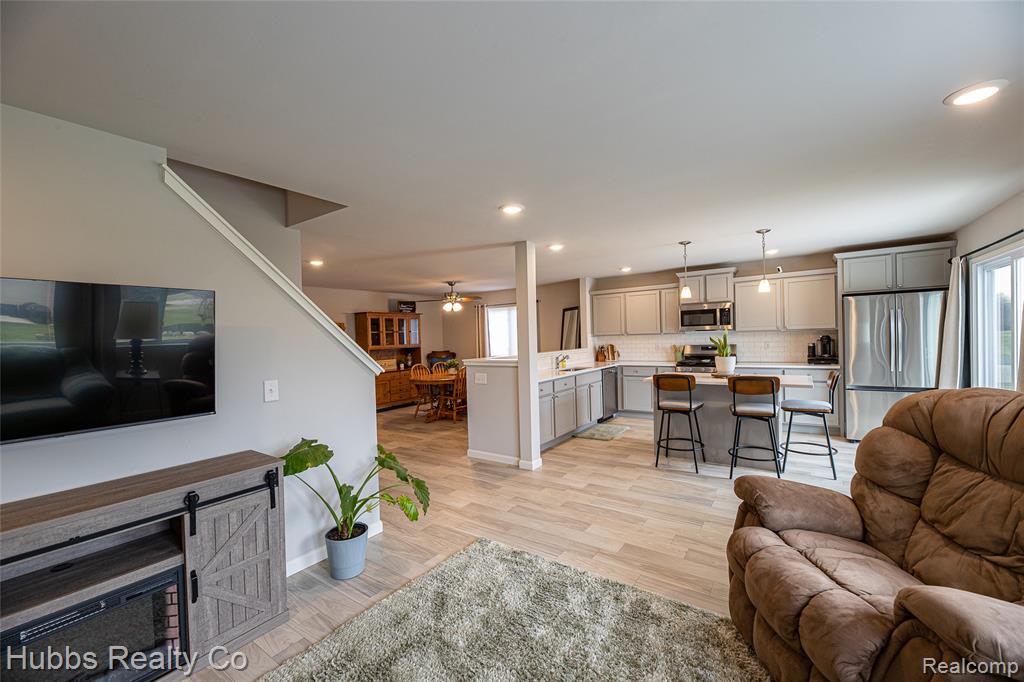 7340 Westminster Circle, Grand Blanc, MI 48439 — Photo 32