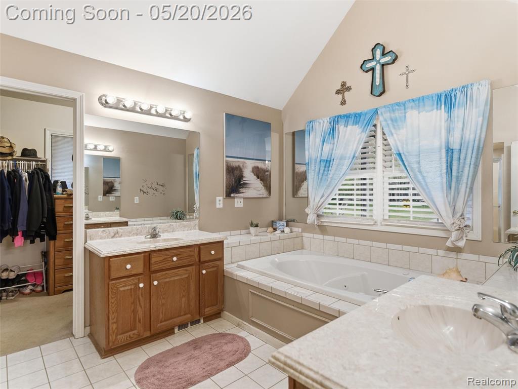 3368 Mill Lake Road, Lake Orion, MI — Photo 17