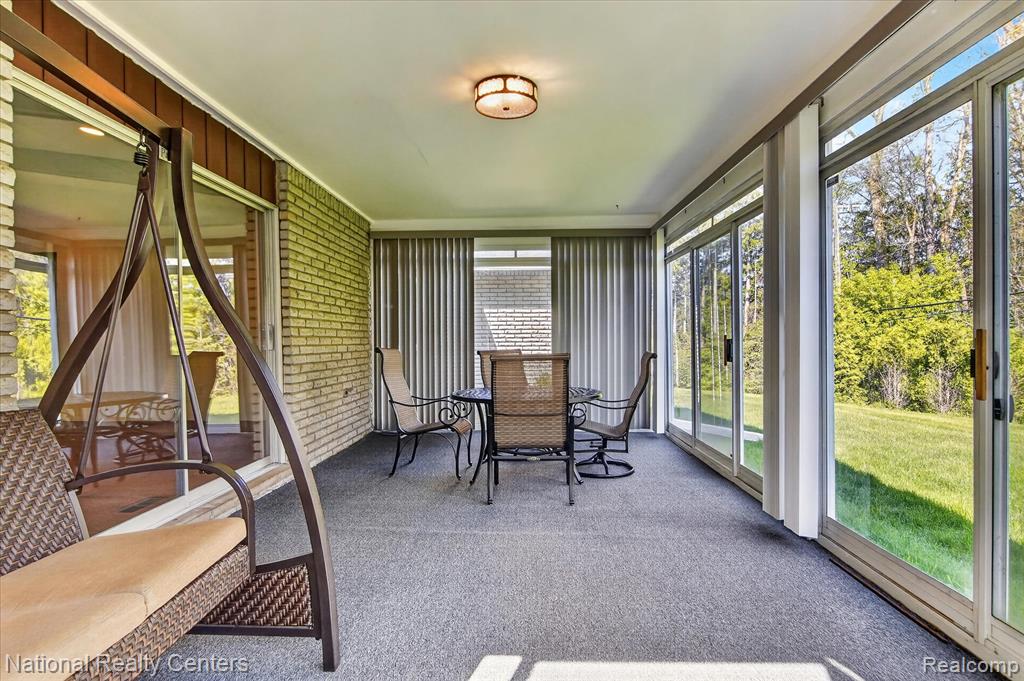 21730 Riverview Drive, Beverly Hills, MI 48025 — Photo 27