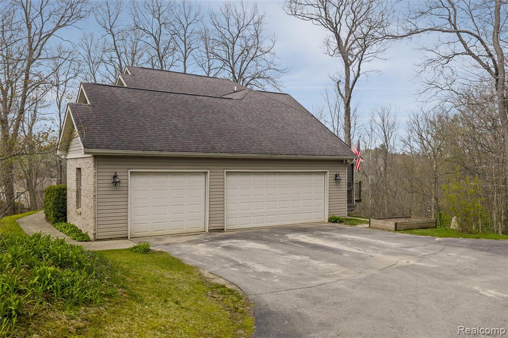 1520 Houghton Trail, Ortonville, MI 48462 — Photo 32