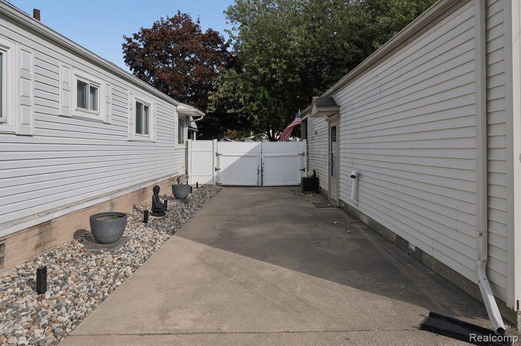 7590 Campbell Street, Taylor, MI 48180 — Photo 40