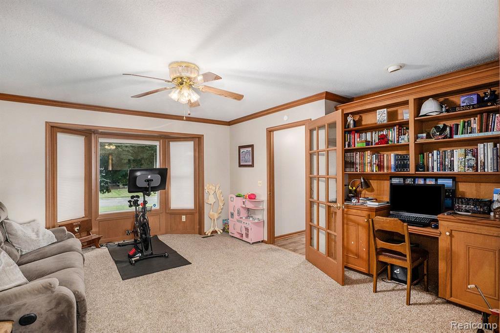6084 Chatham Court, Grand Blanc, MI 48439 — Photo 7