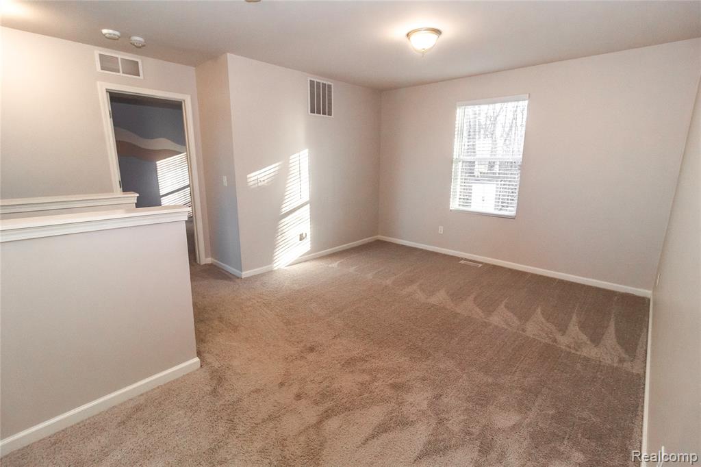 1466 Luxington Drive, Lapeer, MI 48446 — Photo 9