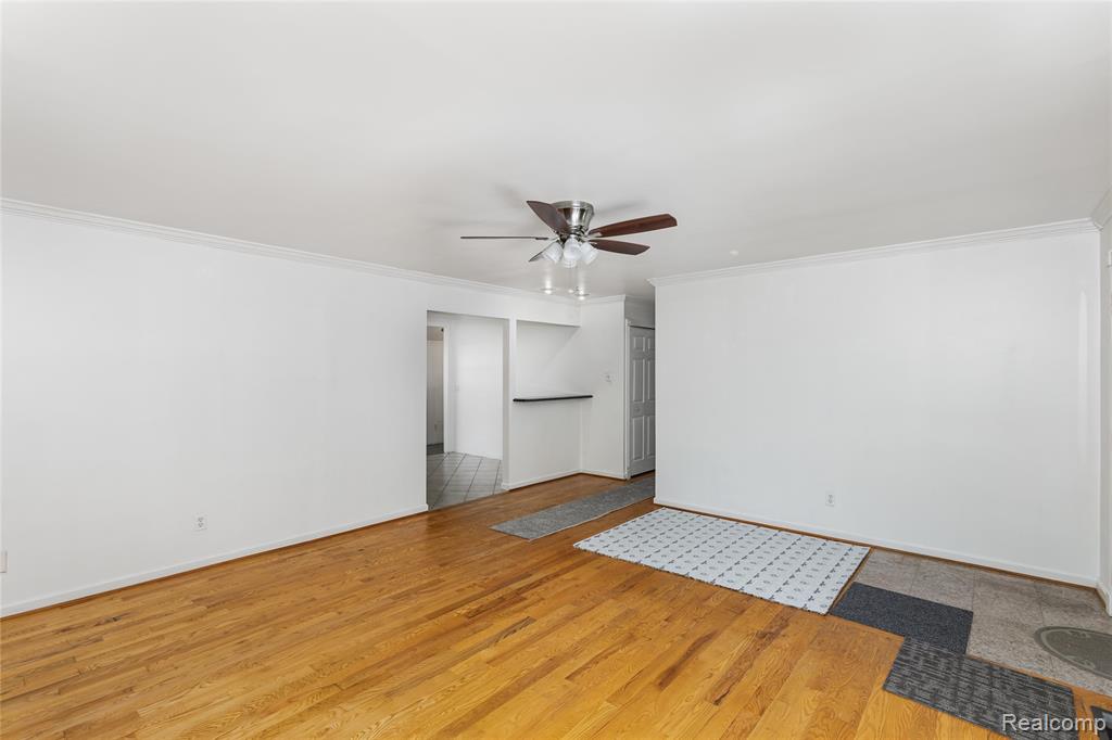 2320 Belle Glade Court, Fenton, MI 48430 — Photo 3