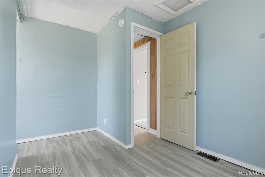 920 Farr Avenue, Owosso, MI 48867 — Photo 22
