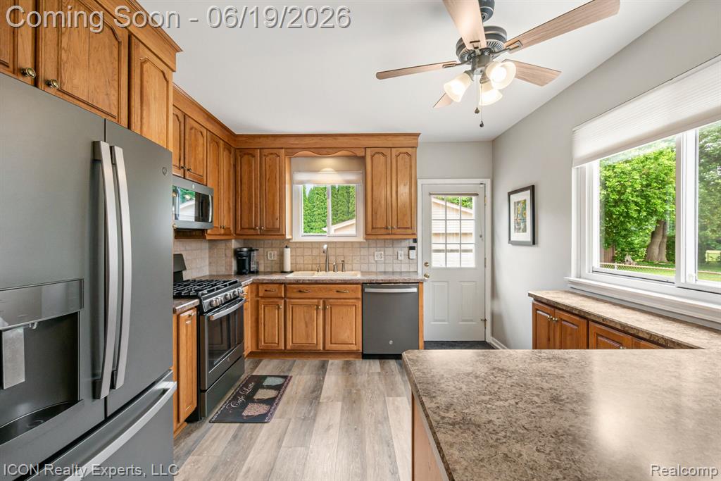 39738 Day Drive E, Clinton Twp, MI 48038 — Photo 15