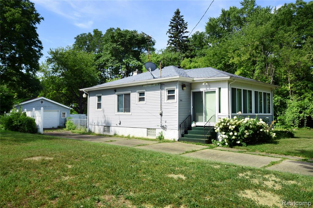 506 E Eldridge Avenue, Flint, MI 48505 — Photo 2