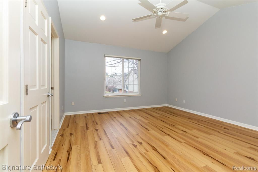 521 James Circle, Royal Oak, MI 48067 — Photo 16