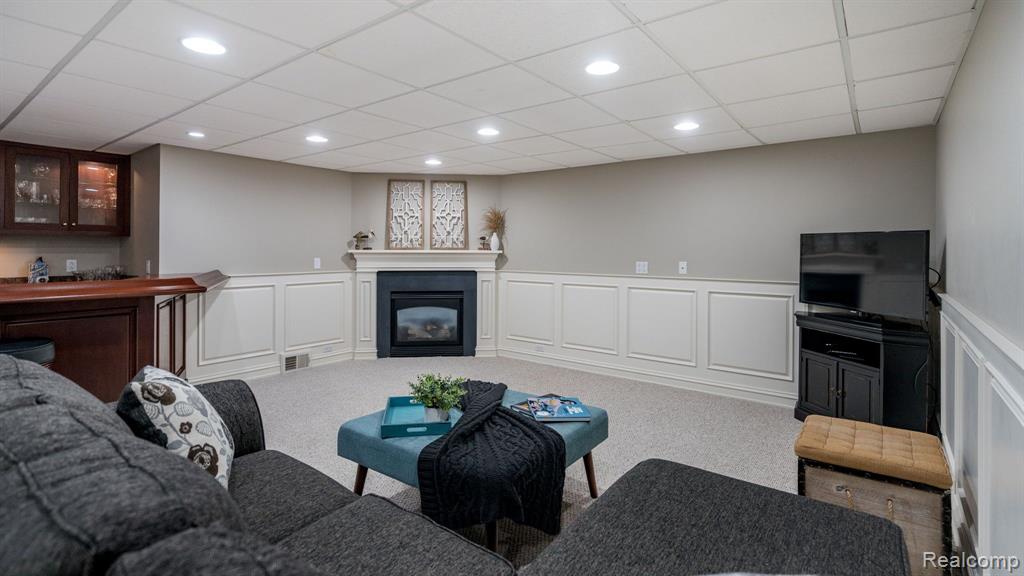 411 CHERRY TREE Lane, Rochester Hills, MI 48306 — Photo 42