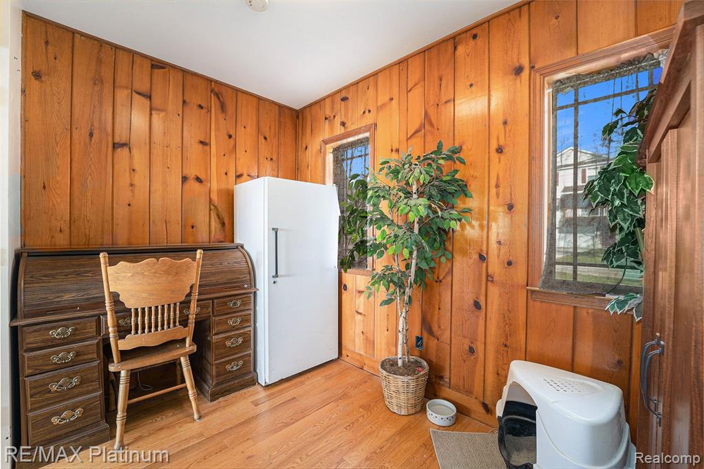 6512 BUCKSHORE Drive, Whitmore Lake, MI 48189 — Photo 30