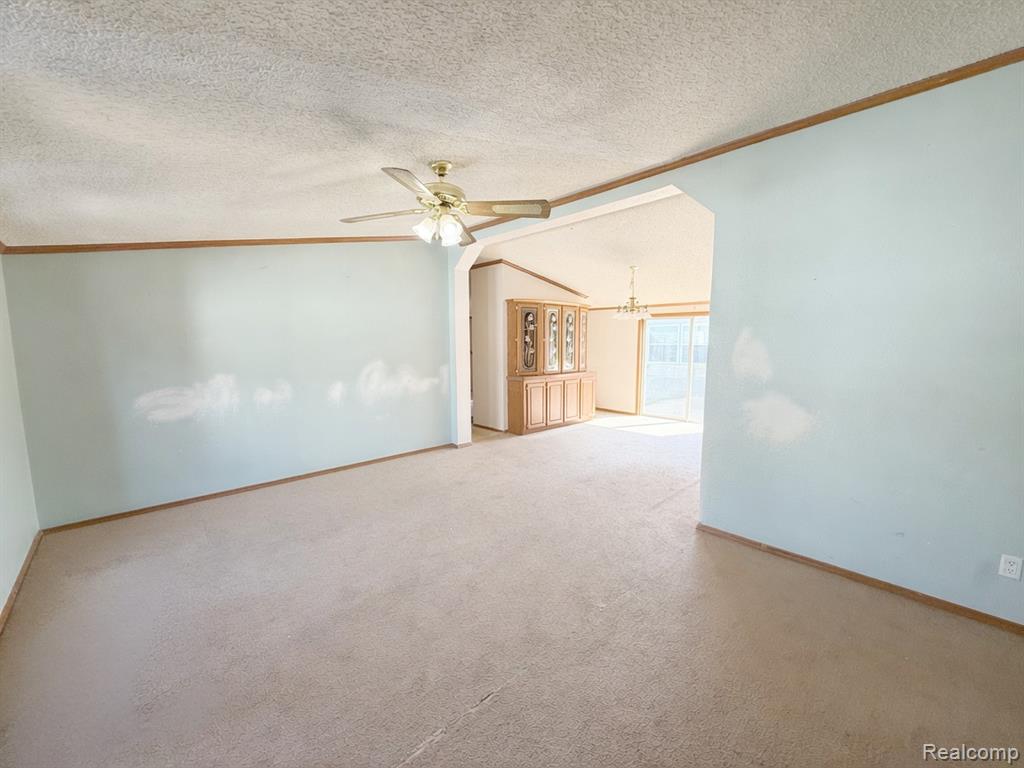 7023 Scarborough Lane, Whitmore Lake, MI 48189 — Photo 4